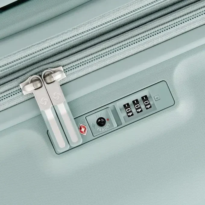 Elevation™ Plus hardside håndbagage Elevation™ Plus hardside håndbagage
