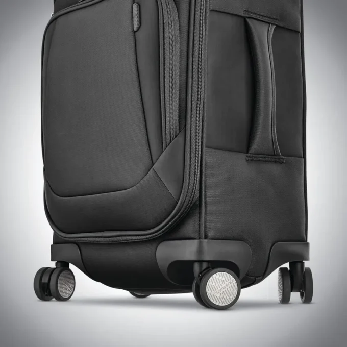 Theorym softside medium spinner Theorym softside medium spinner