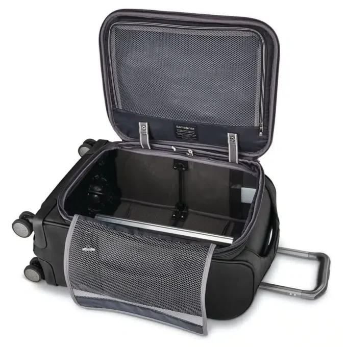 Theorym softside medium spinner Theorym softside medium spinner